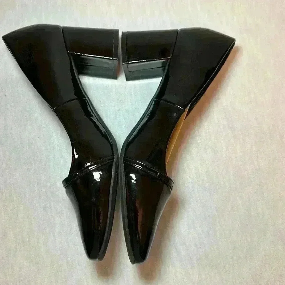 Jones New York these pointed