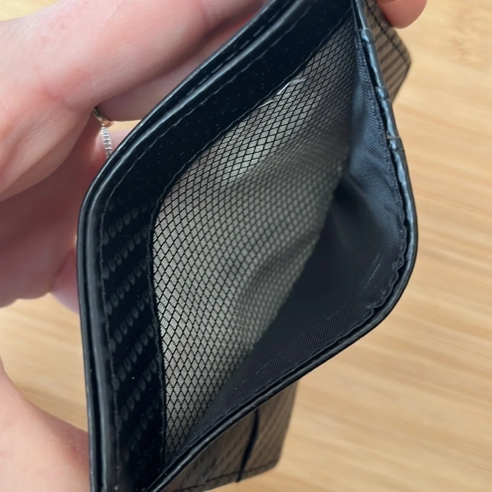 Montableu rfid holder