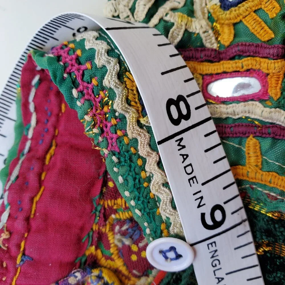 N/A intricate design