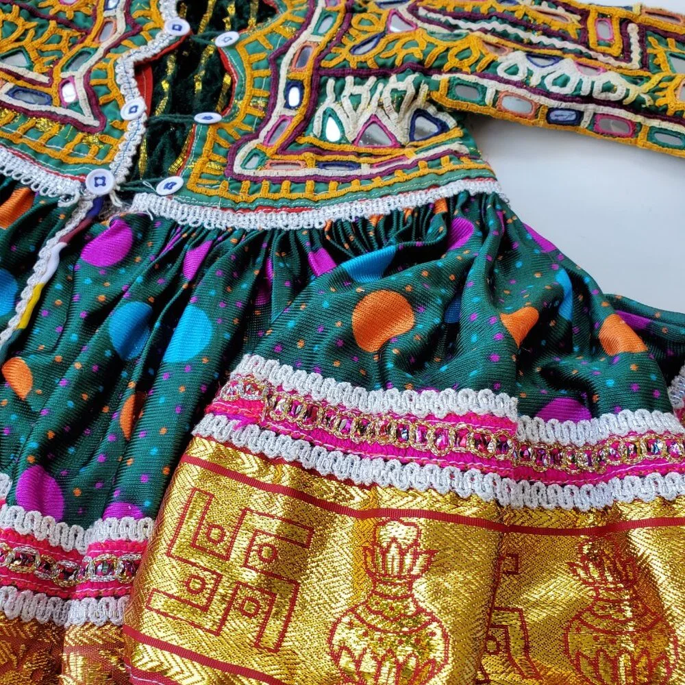 N/A intricate design