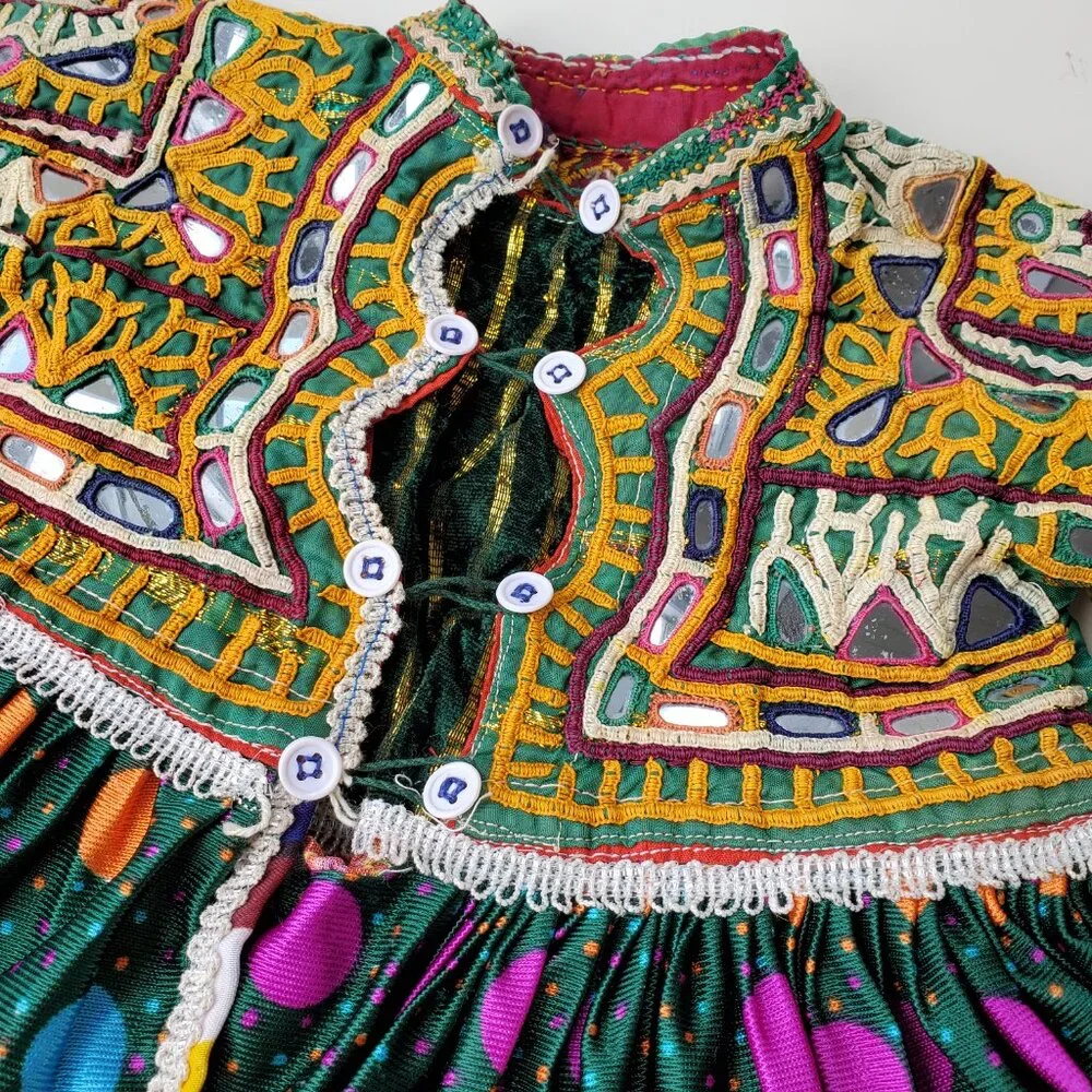 N/A intricate design