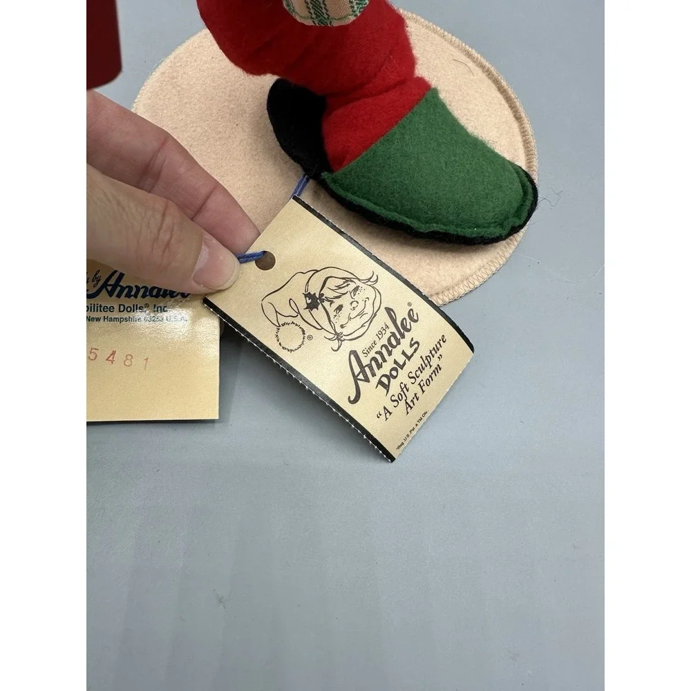 Annalee Dolls made holiday this