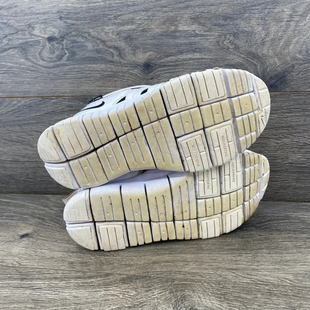 Nike Dynamo Free‎ Kids Sneakers White Black Slip On Shoes 3Y 343738-100