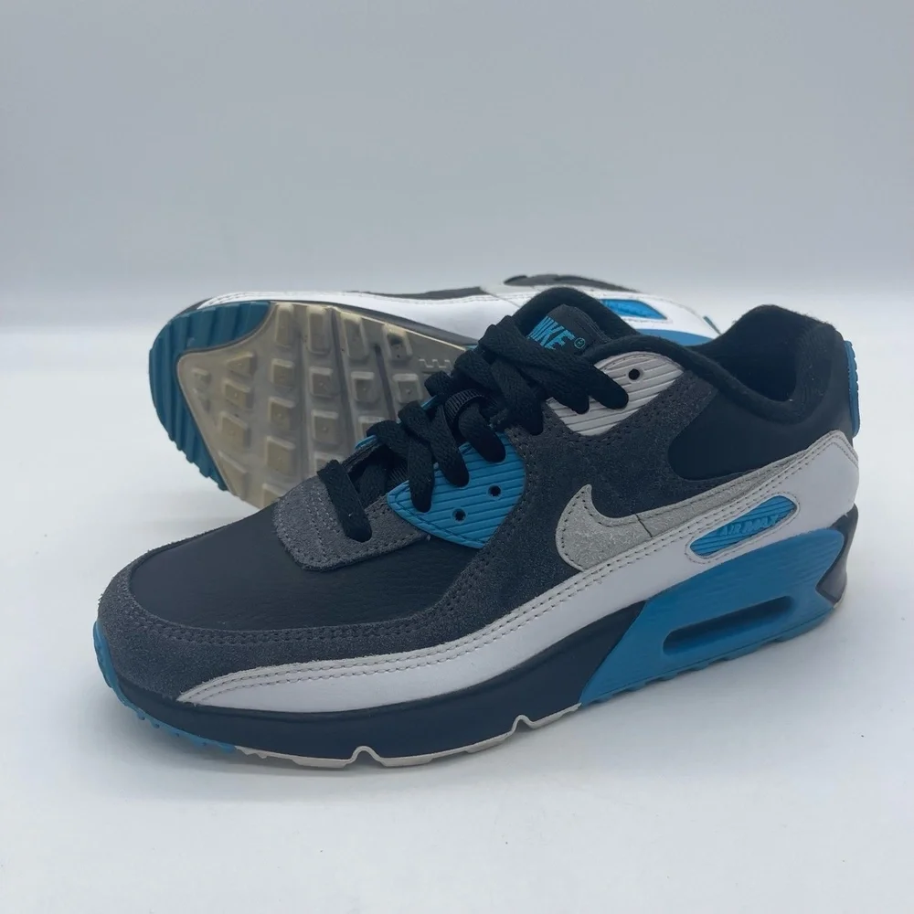 Nike Air Max 90 Leather CD6864-005 Youth Size 5Y Running Shoes Black‎ Dark Grey