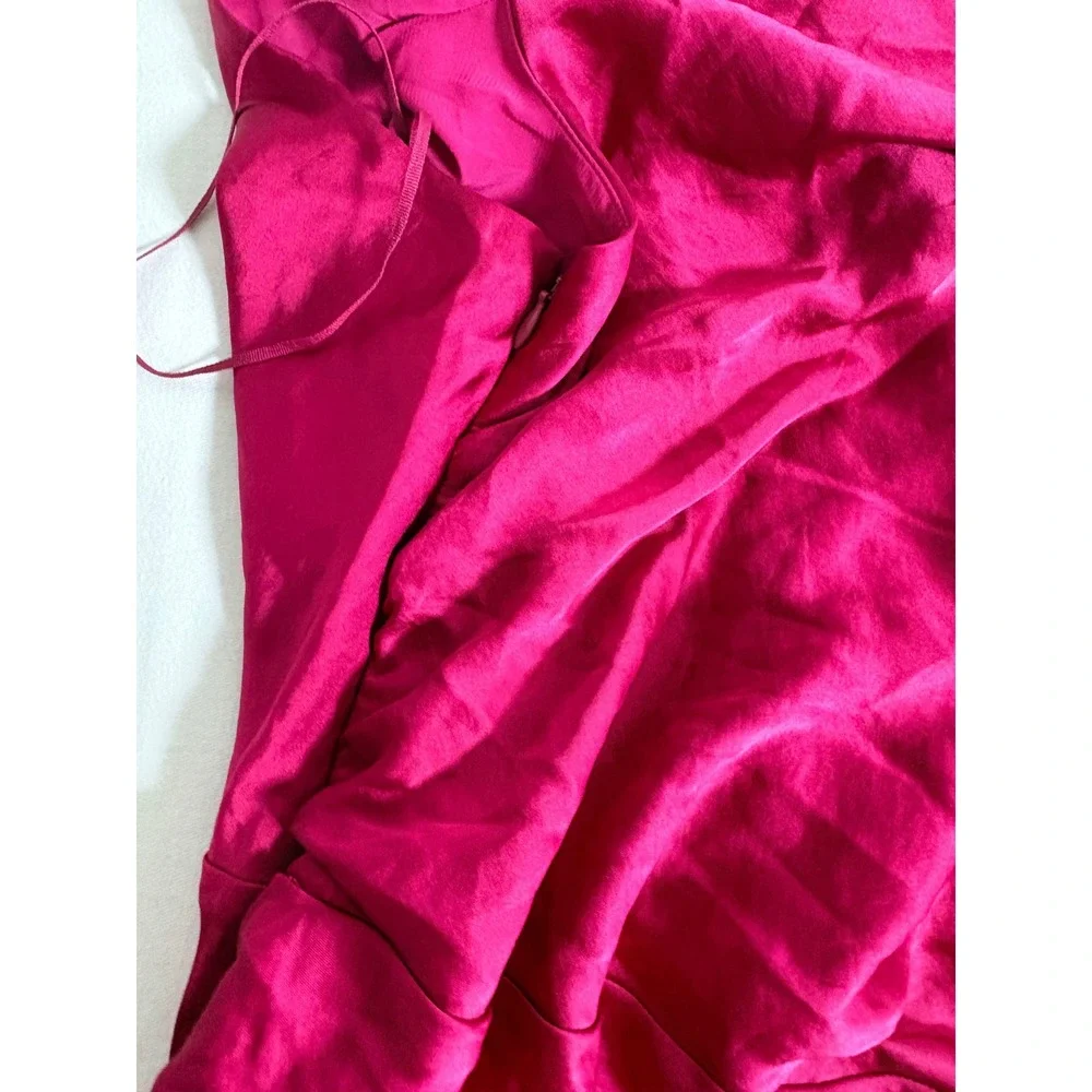 Abercrombie & Fitch lustrous satin