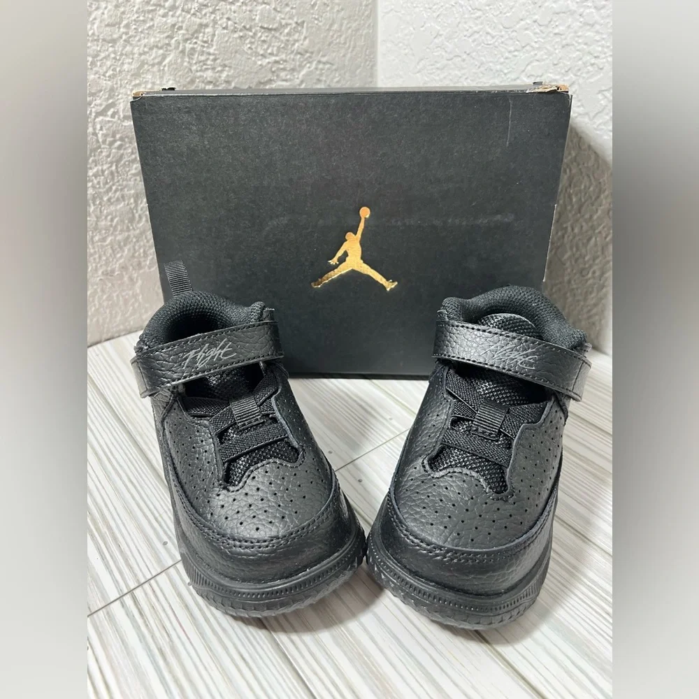 Nike Air Jordan Max Aura 5 toddler high top‎ sneakers shoes black size 7C