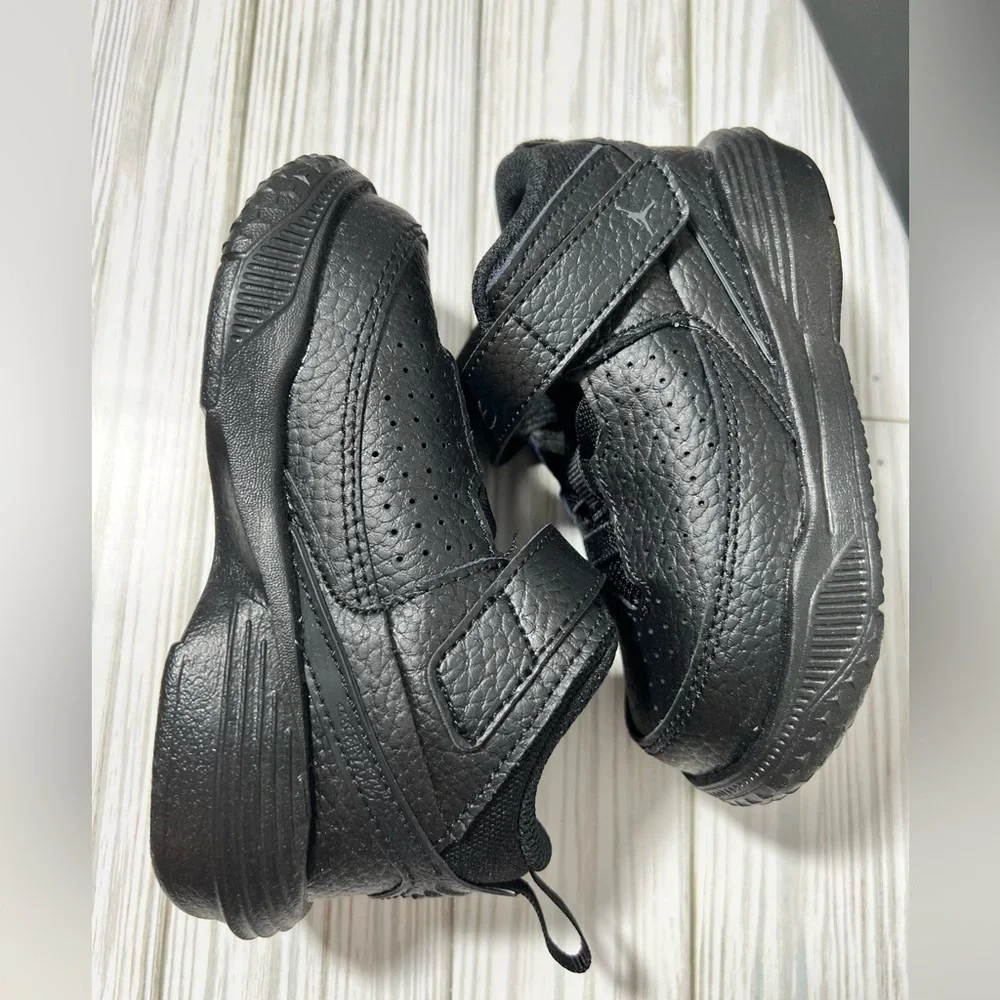 Nike outsole authentic top