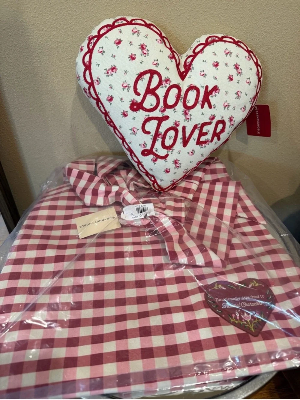 Barnes & Noble barnes noble