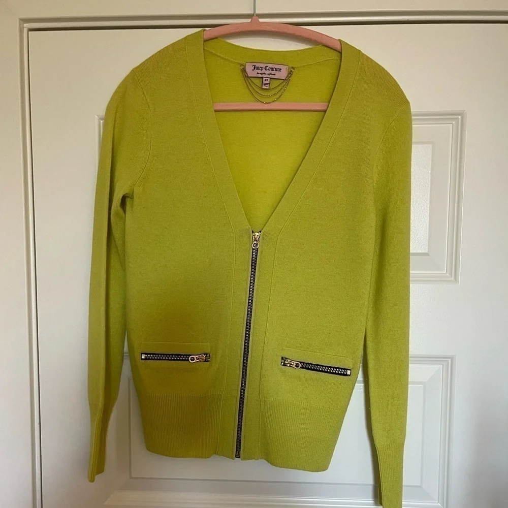 JUICY COUTURE NEON GREEN ZIPPER CARDIGAN SIZE XSMALL EUC (138)
