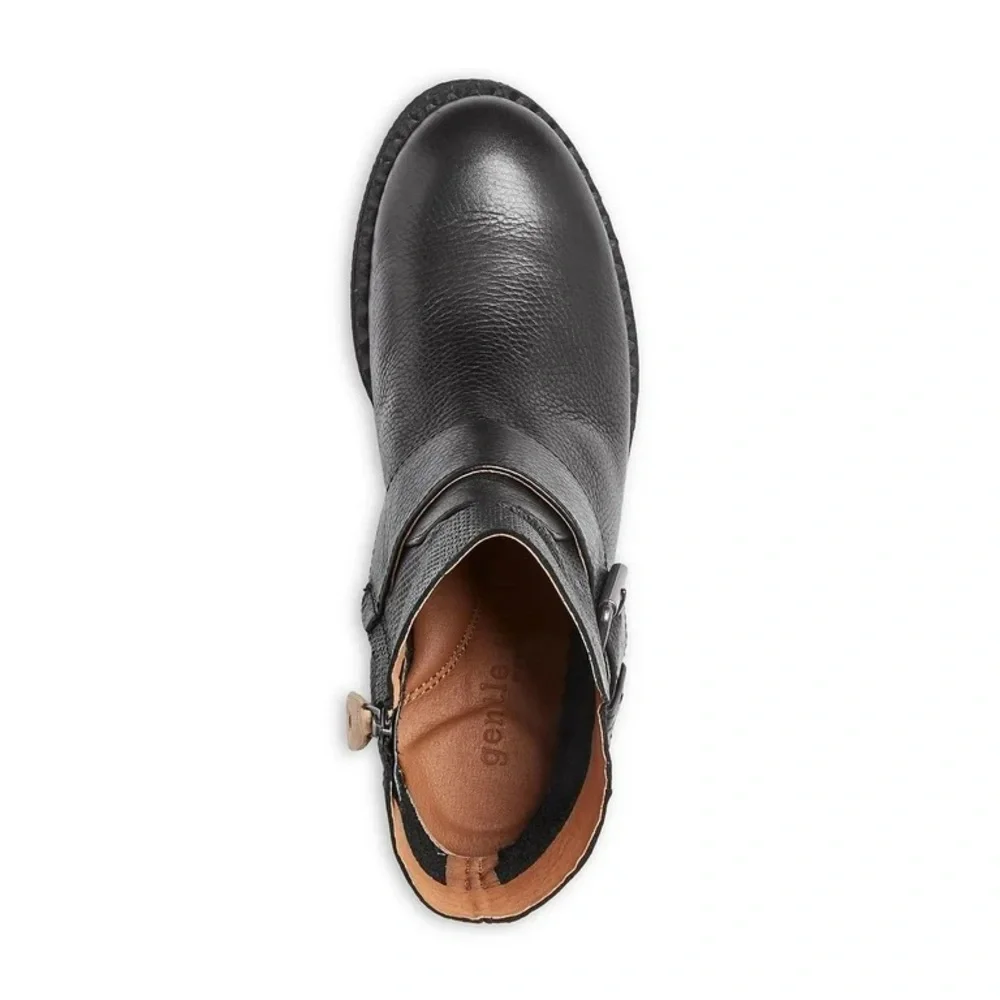 Kenneth Cole brand new