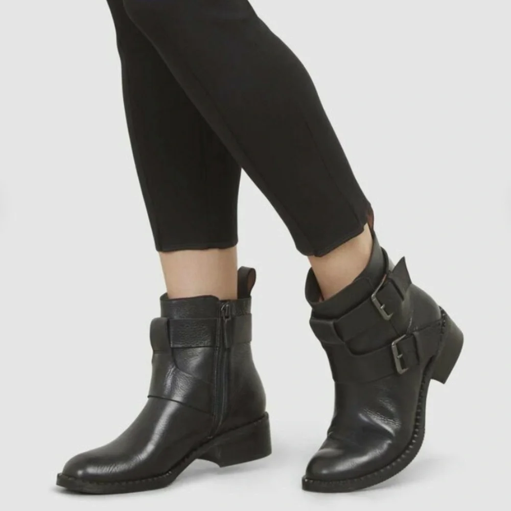 Kenneth Cole brand new