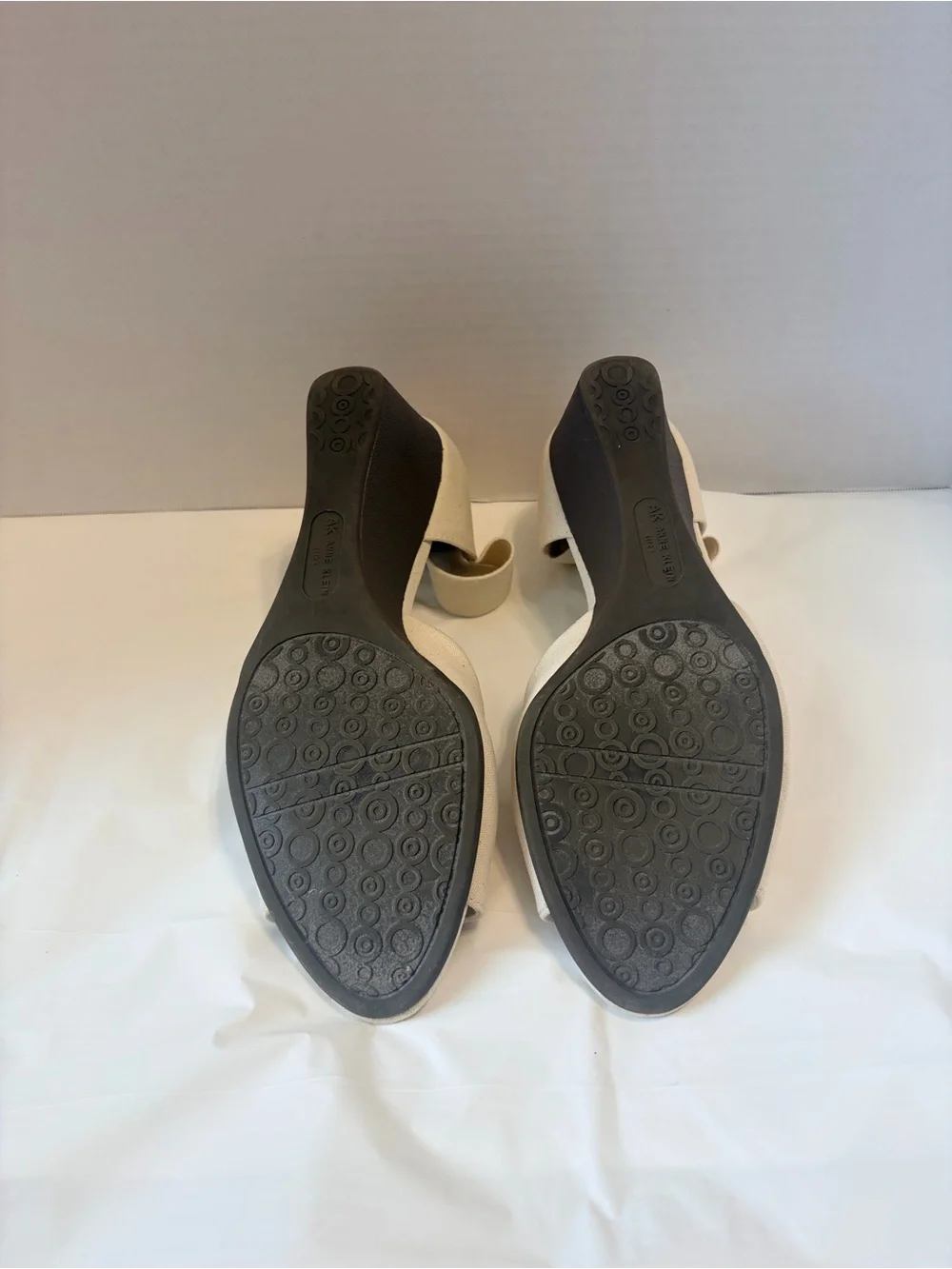 Anne Klein elegant open