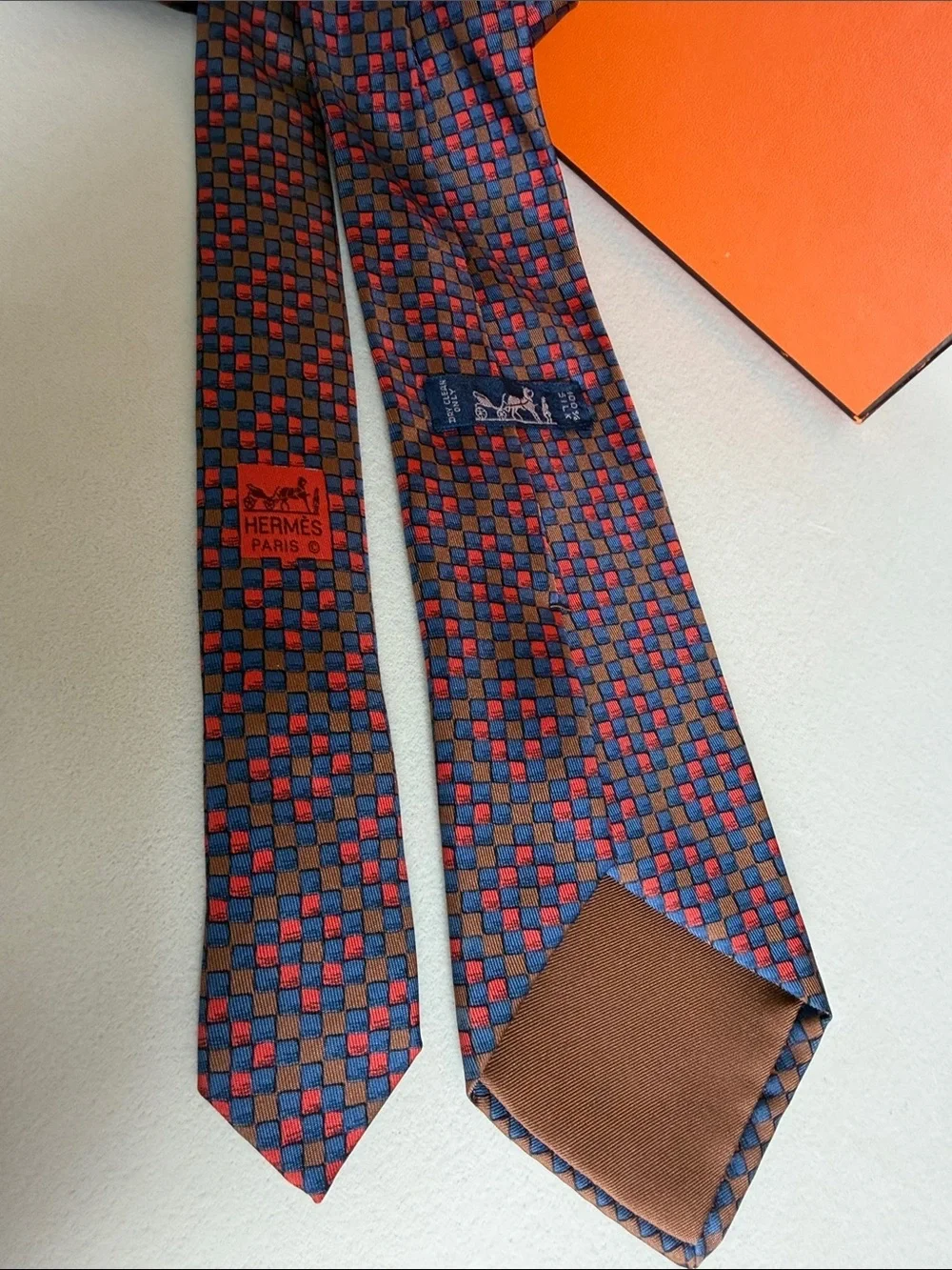 Hermes authentic hermès