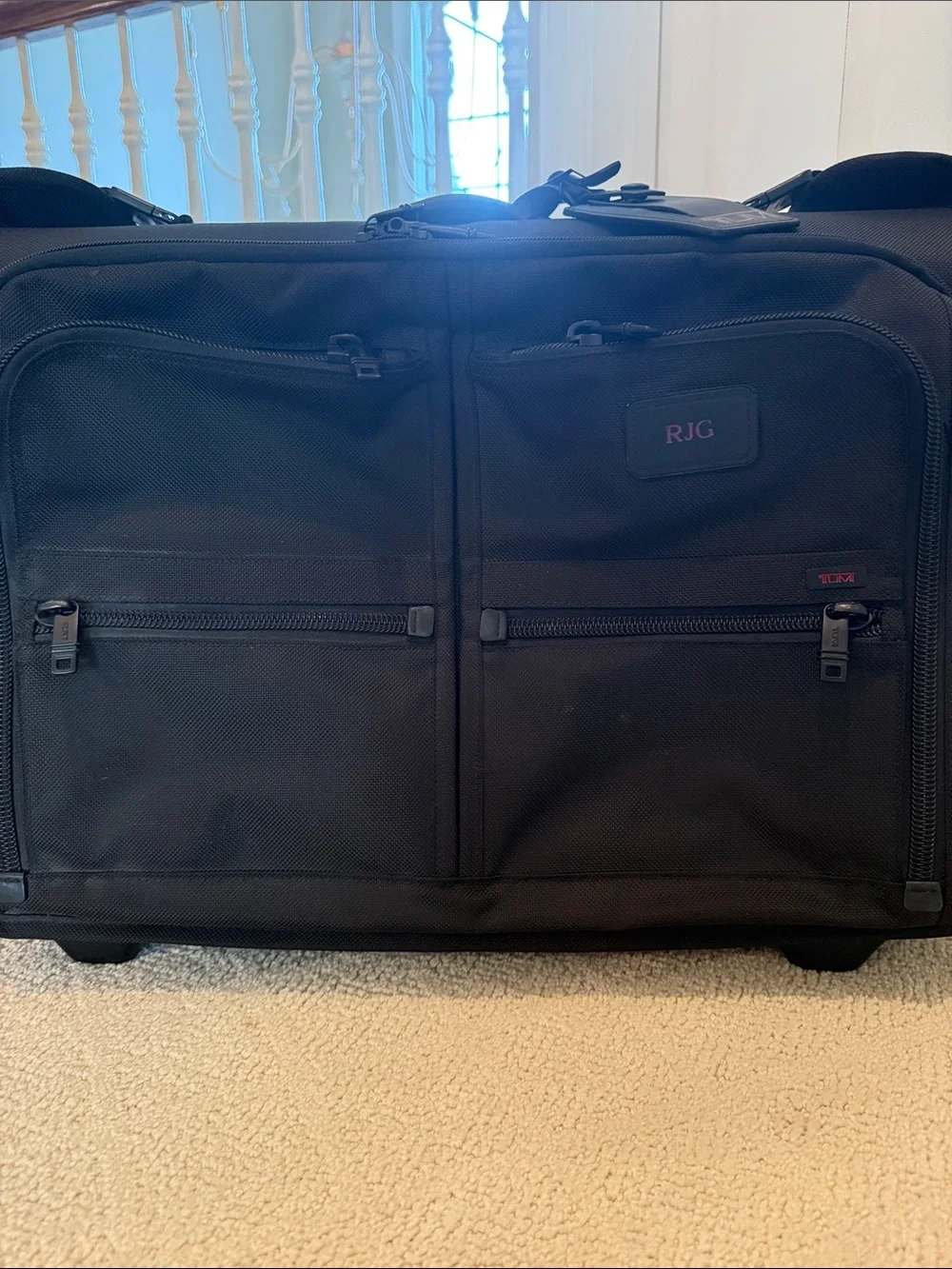 Tumi sleek garment