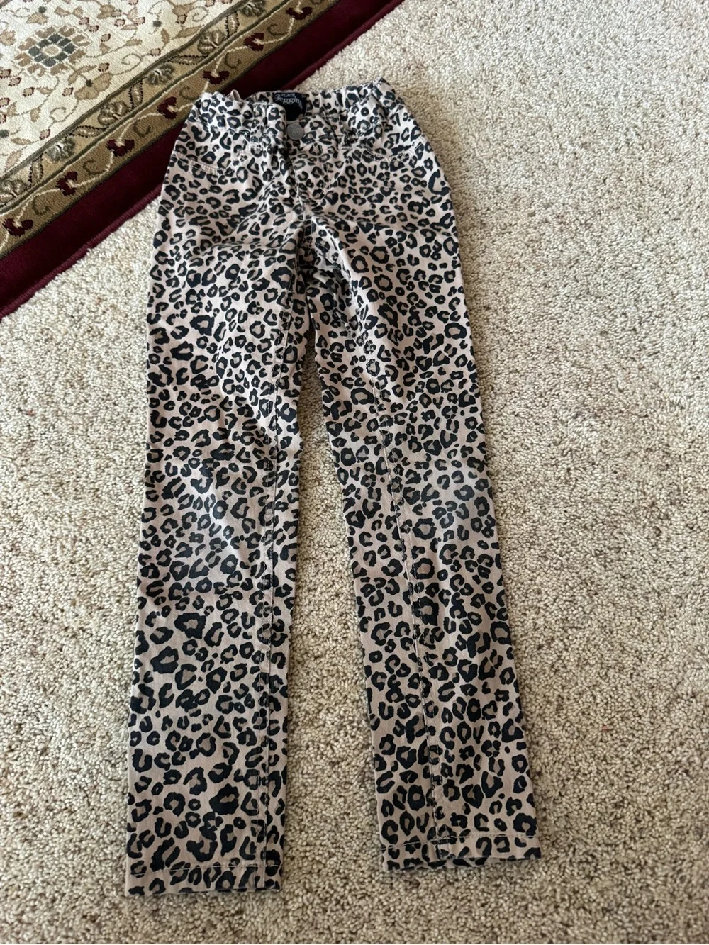 Girls leopard print jeans 👖