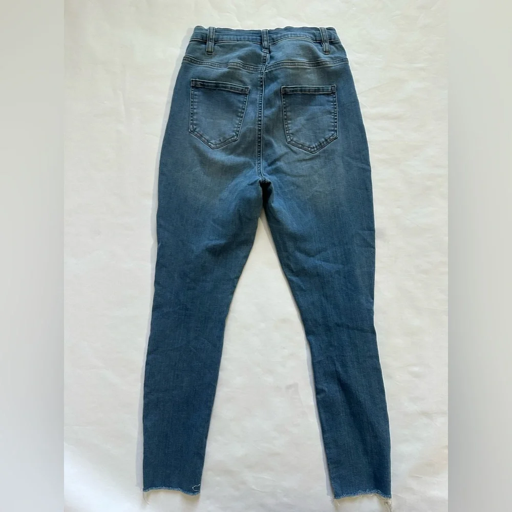 LONDONJEAN stylish distressed
