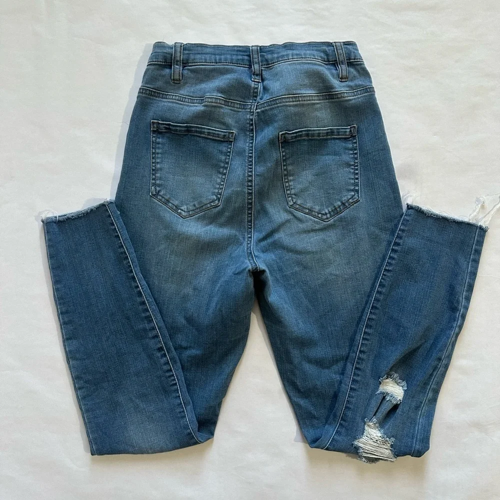 LONDONJEAN stylish distressed