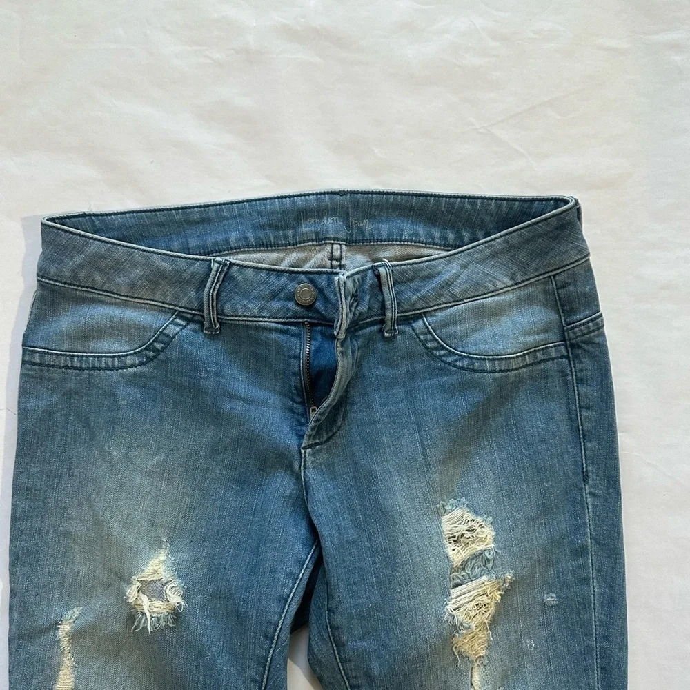 LONDONJEAN stylish distressed