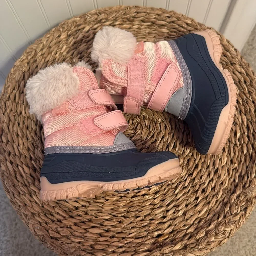 🌻Oshkosh Pink and Blue Winter Boots with Faux Fur - 4 - Great Used Condition