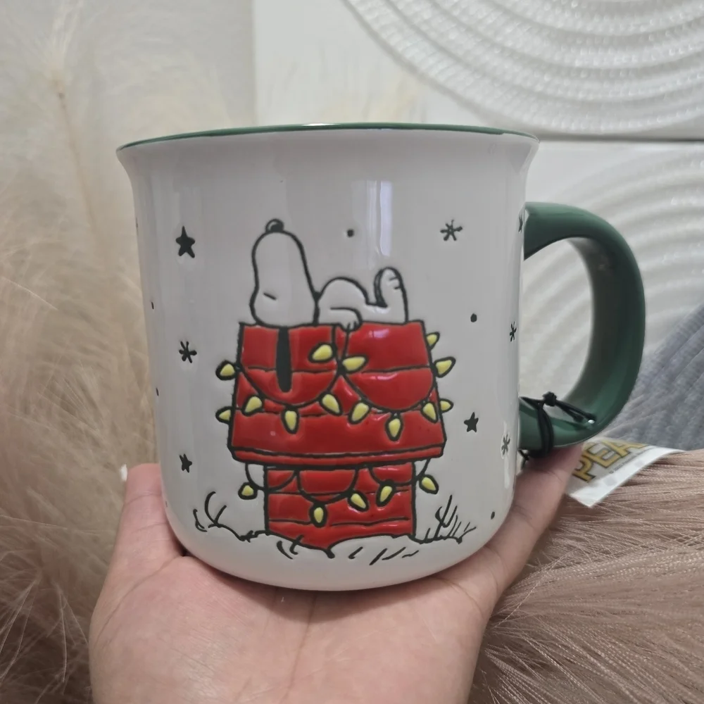 Peanuts accents featuring