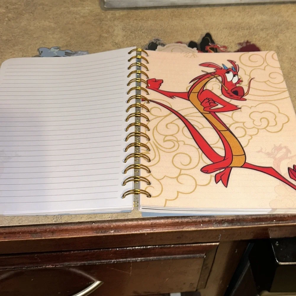 Disney 144 pages