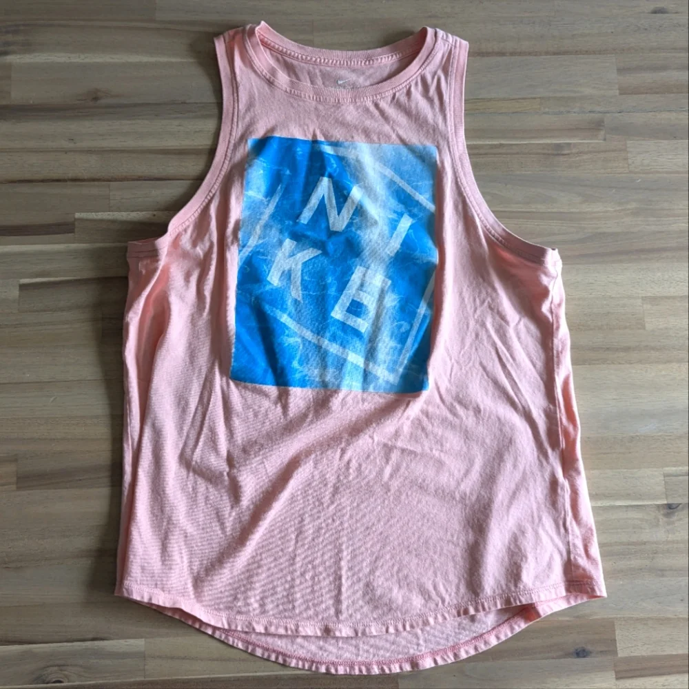 NIKE Women's Tank Sz‎ L