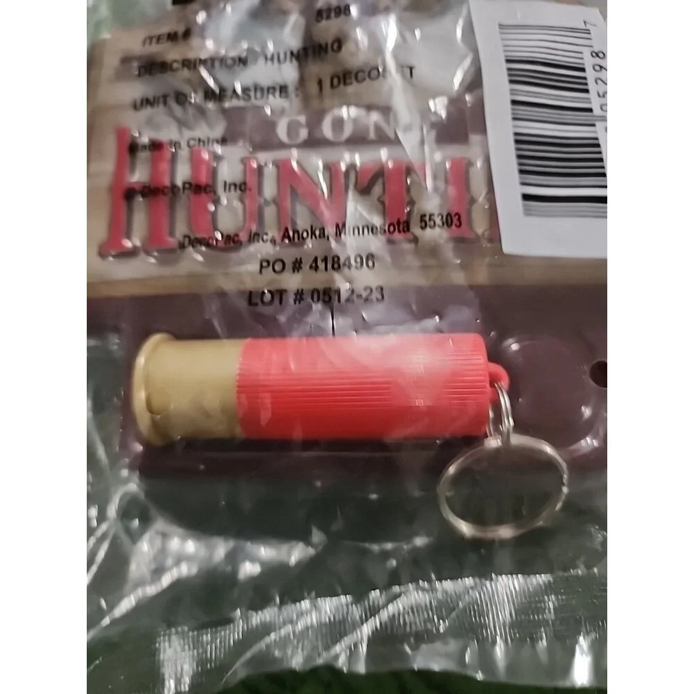Decopac Gone HUNTING cake Decorating And Shotgun Keychain Kit‎ Deer Grooms Cake