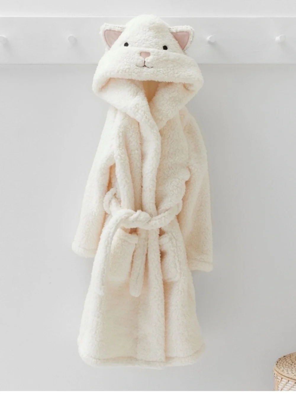 PBK Pottery Barn Kids Hooded Plush Sherpa Critter Robe Kitty Ears White Sz 4-6