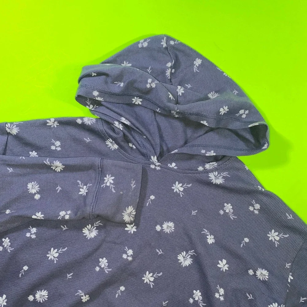 OshKosh B'gosh Girls 14 14A‎ Blue Floral Waffle Knit Hoodie