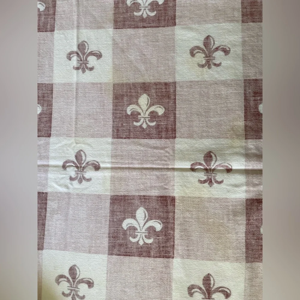 N/A measures 50”x