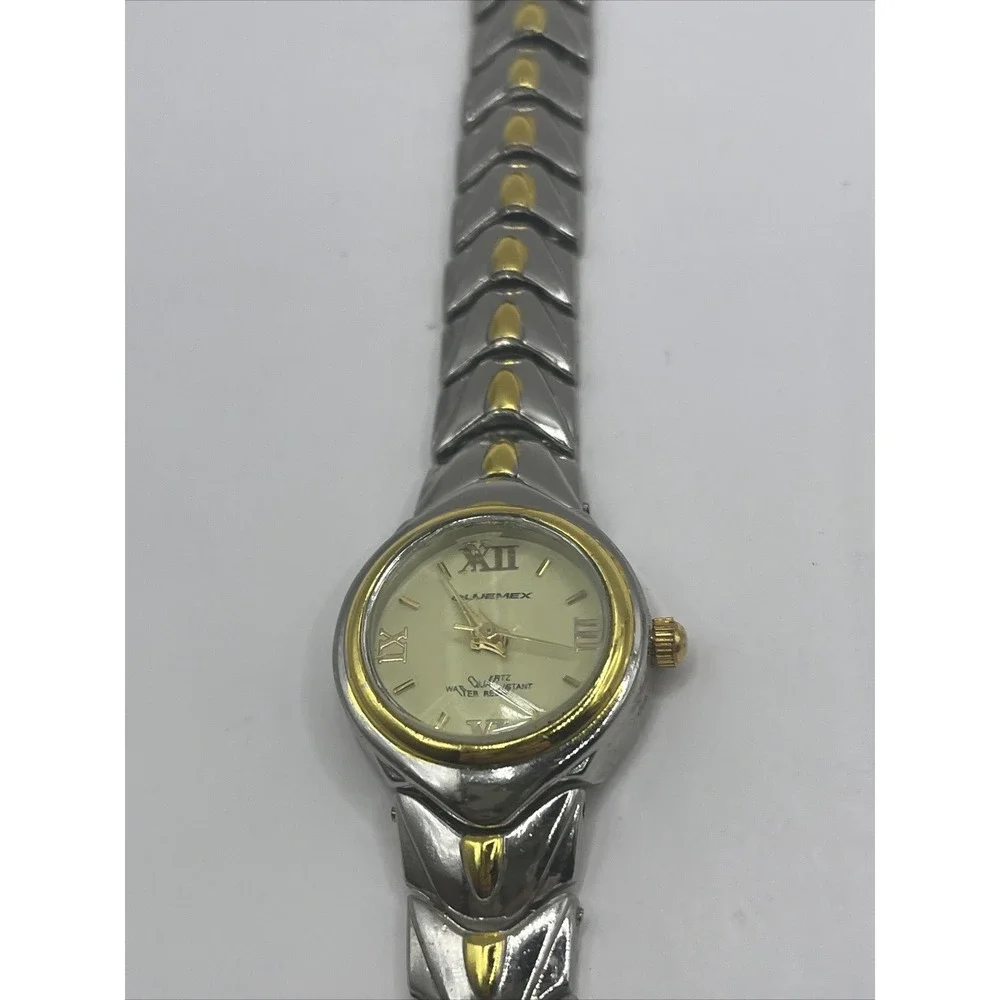 Quemax women quartz
