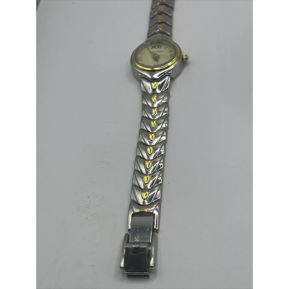 Quemax women quartz