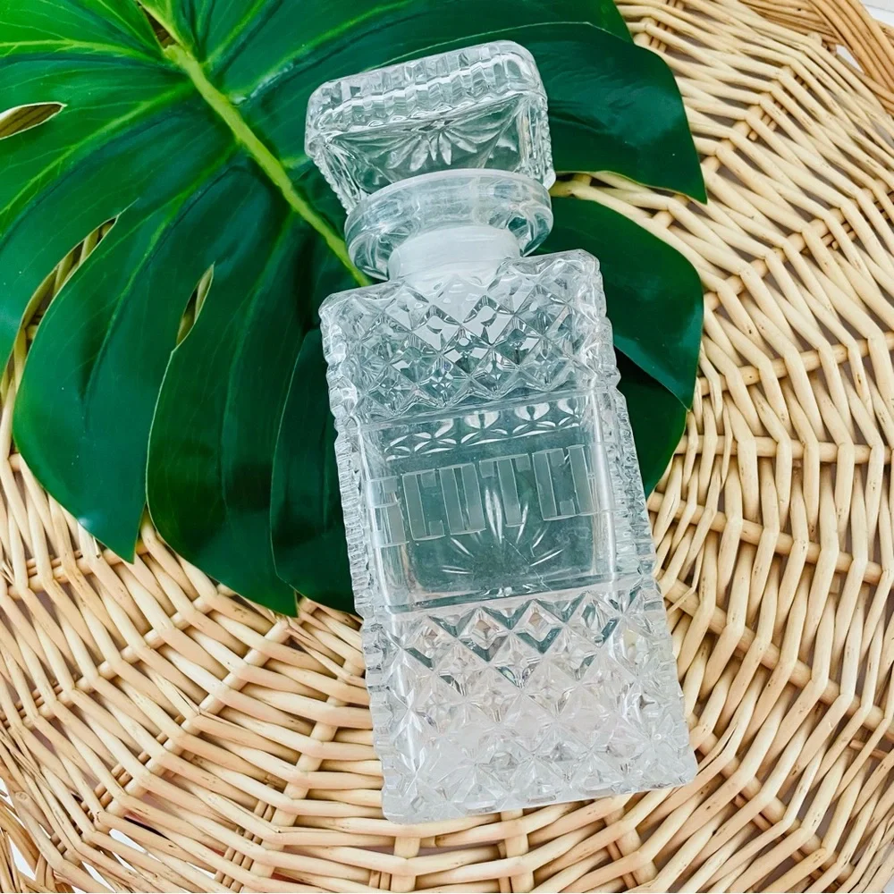 Vintage crystal Mid-Century Modern “Scotch” etched liquor Decatur with lid