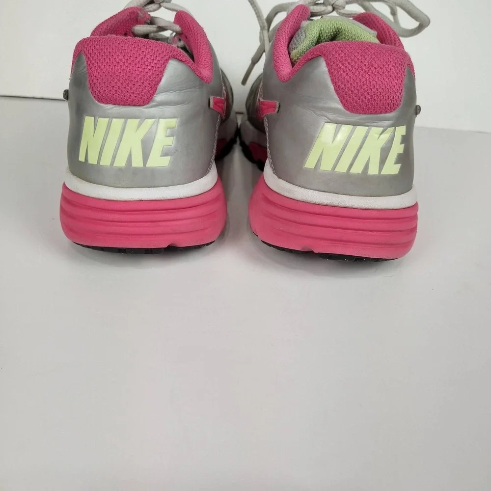 Nike Dual Fusion Kids Girls Sz 4Y Silver Pink Training Sneakers Athletic Cushion
