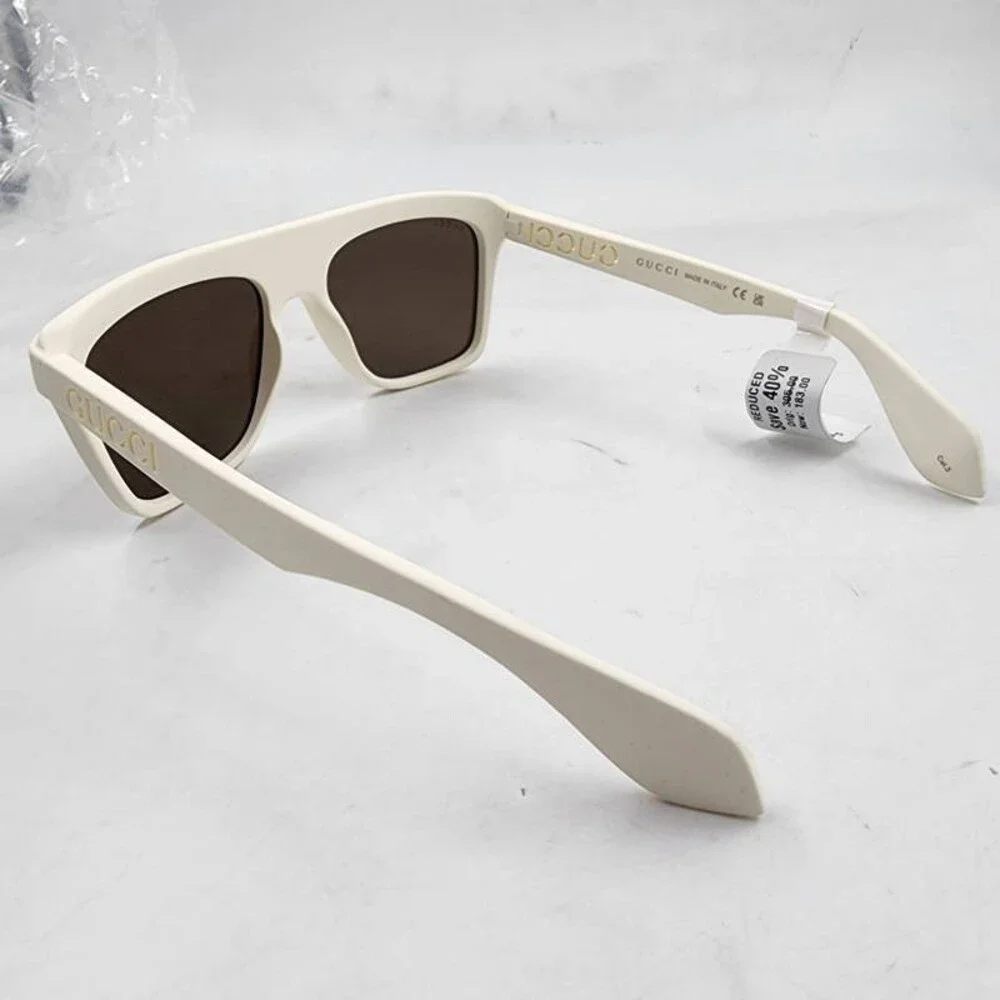 Gucci logo cutout