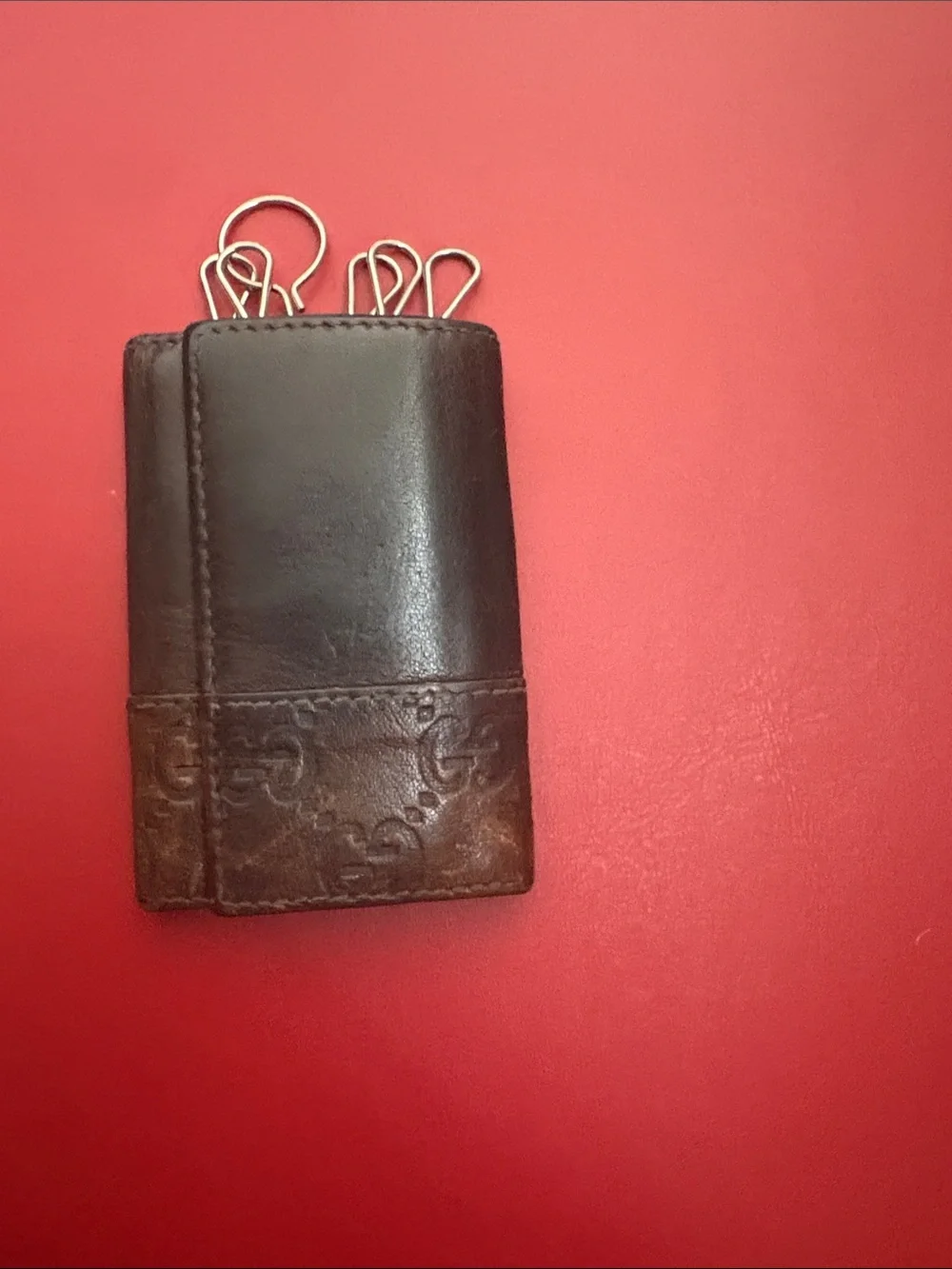 Gucci Vintage Embossed Leather Key Holder - Brown