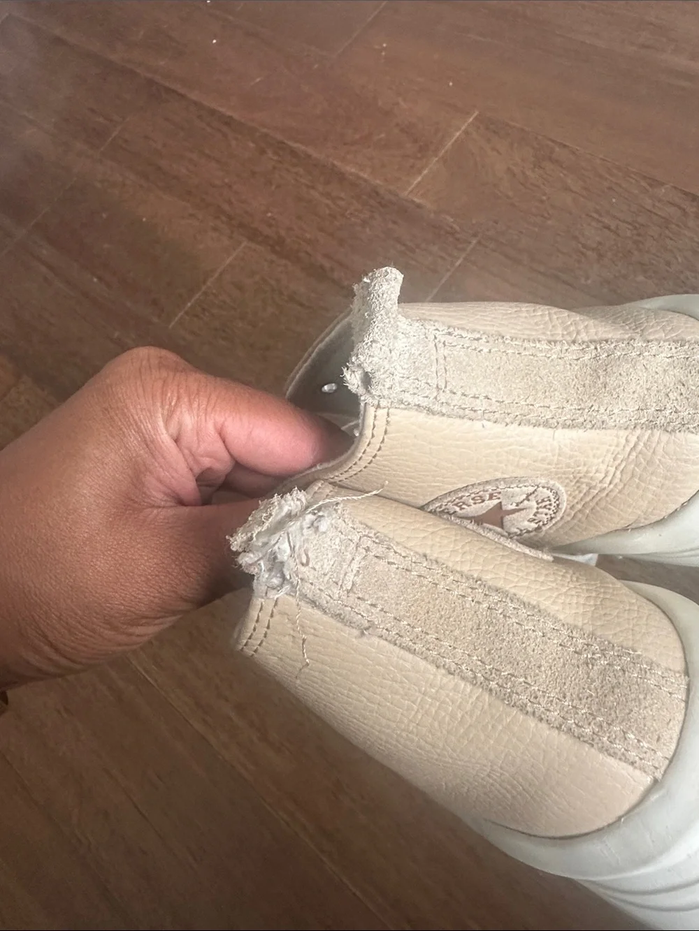Converse high top