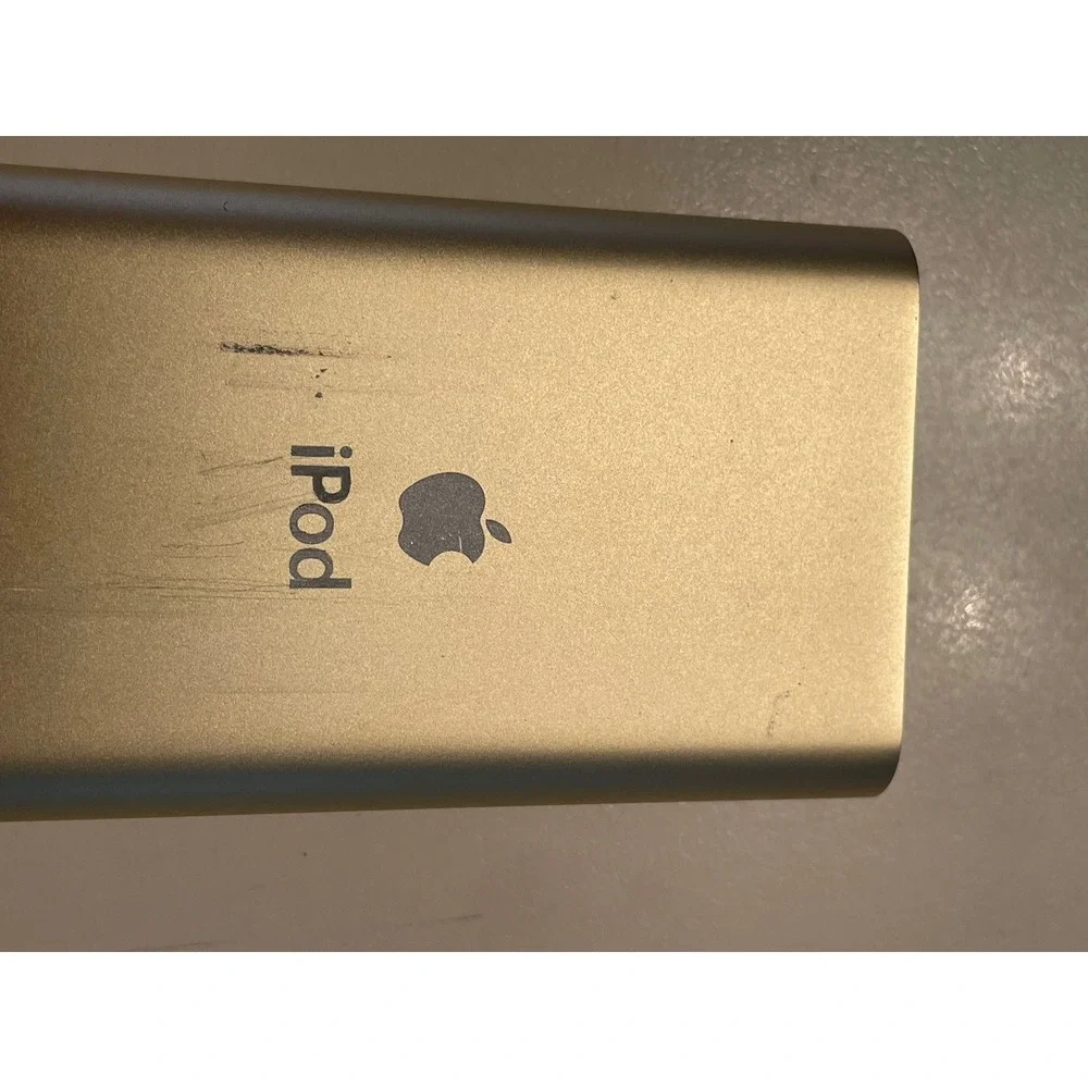 Apple iPod Mini 1st Gen Gold 4GB A1051 MP3 Player Bundle with Charger & Cables
