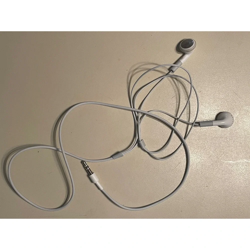 Apple iPod Mini 1st Gen Gold 4GB A1051 MP3 Player Bundle with Charger & Cables
