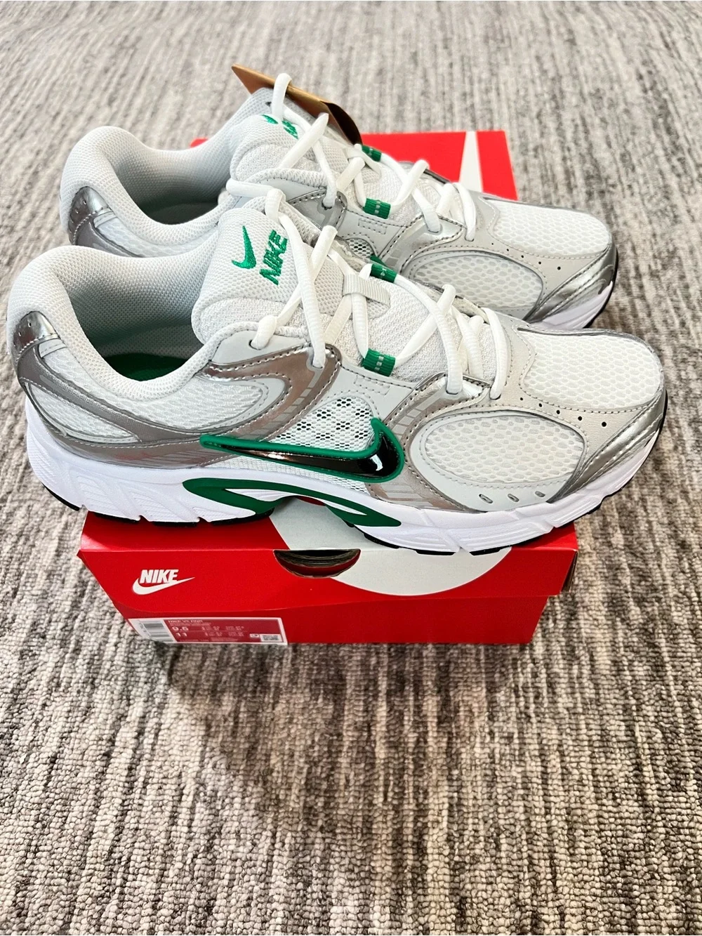 Nike new tag