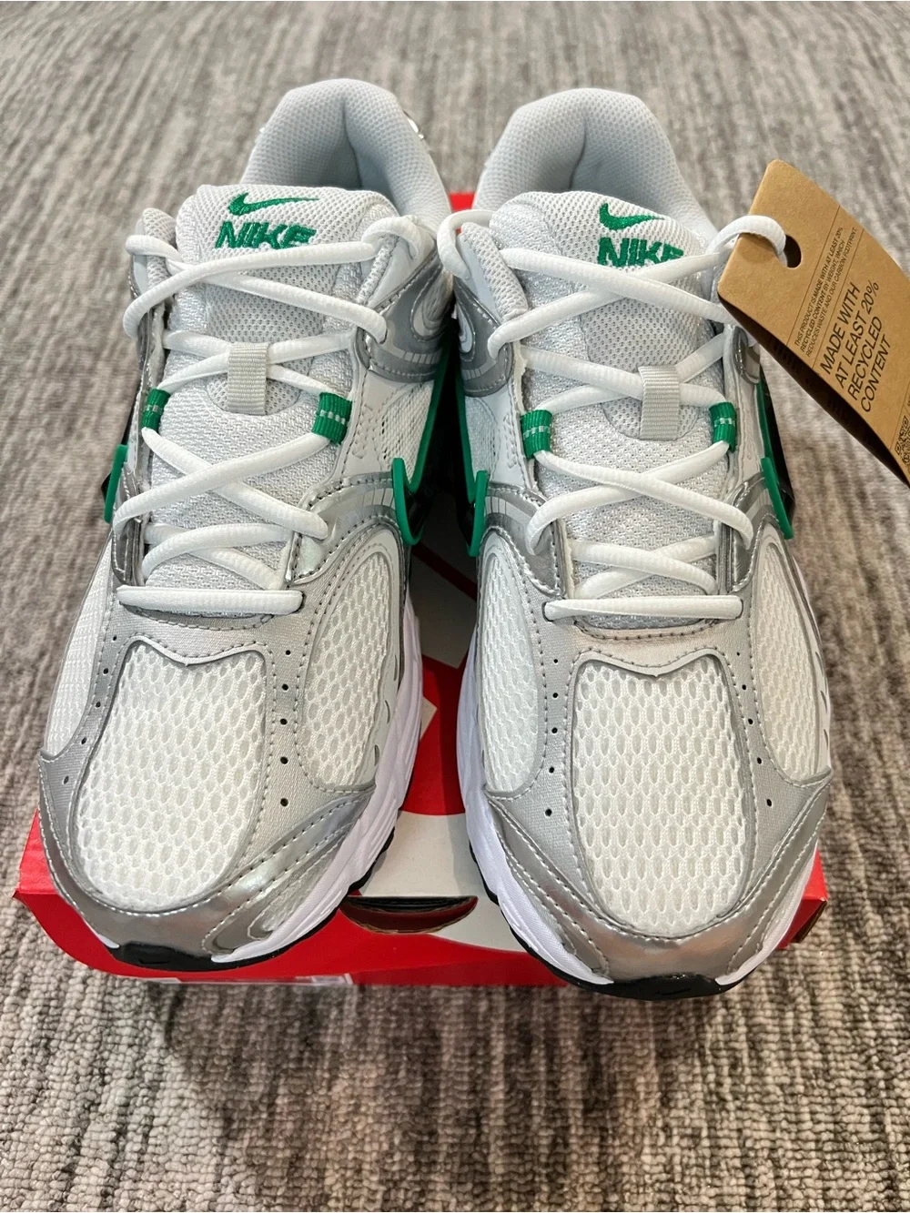Nike new tag