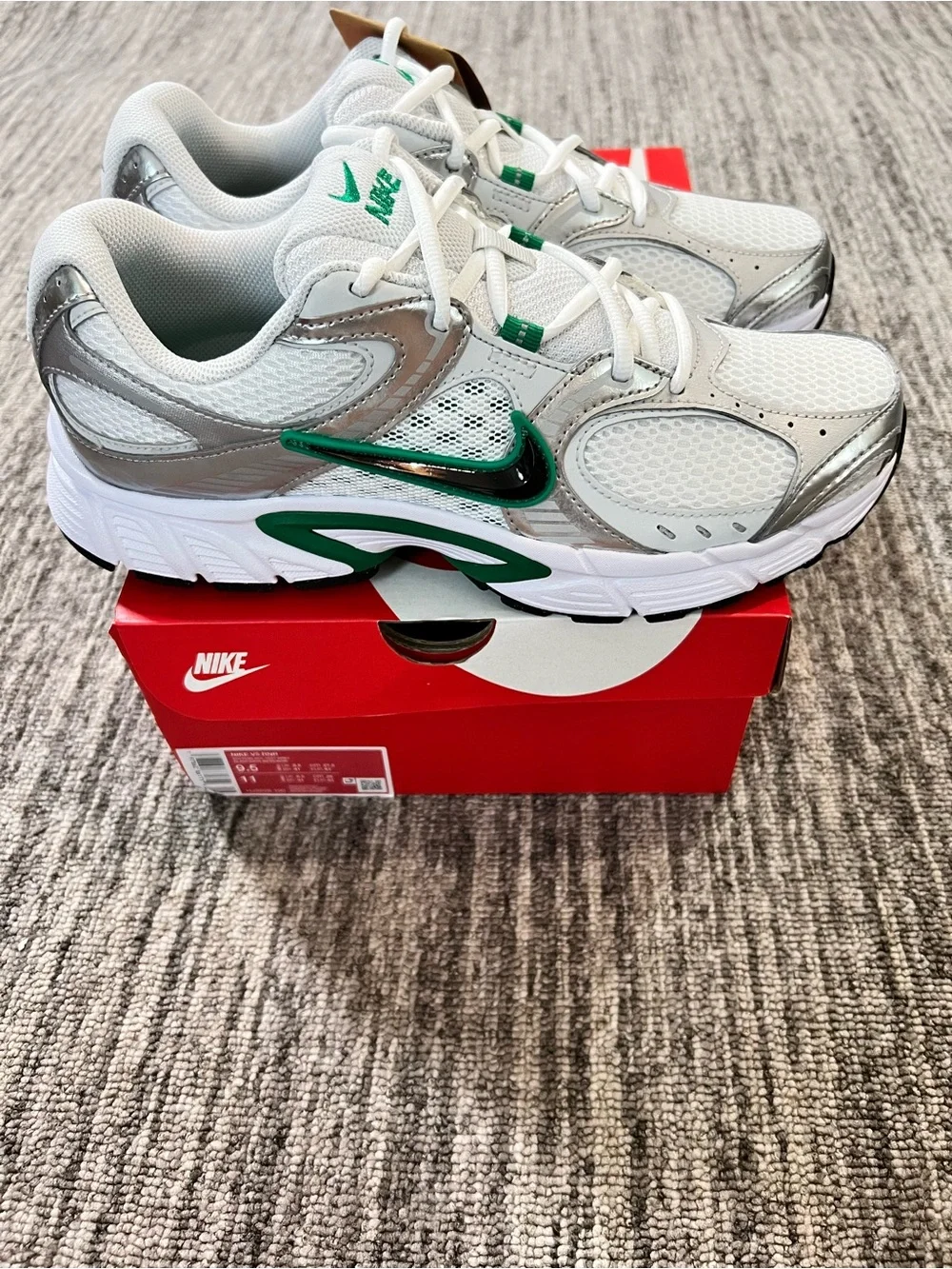 Nike new tag