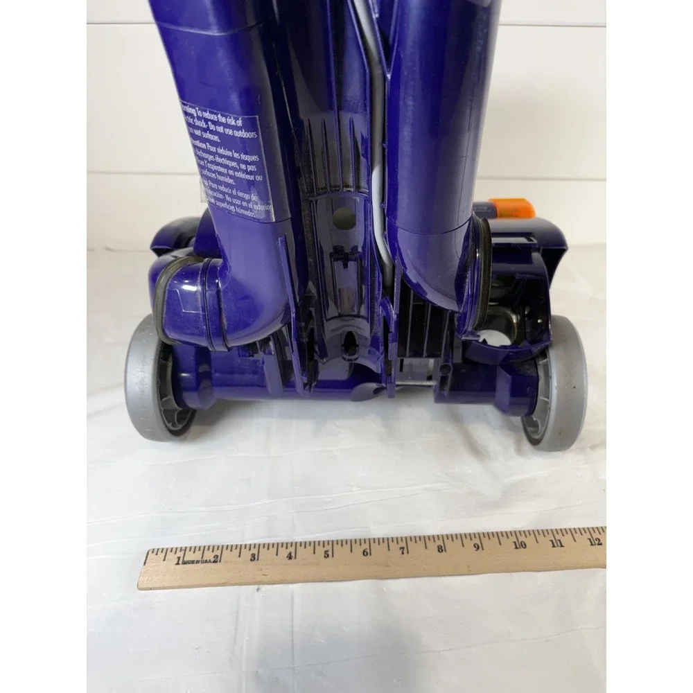 Dyson cleaners item