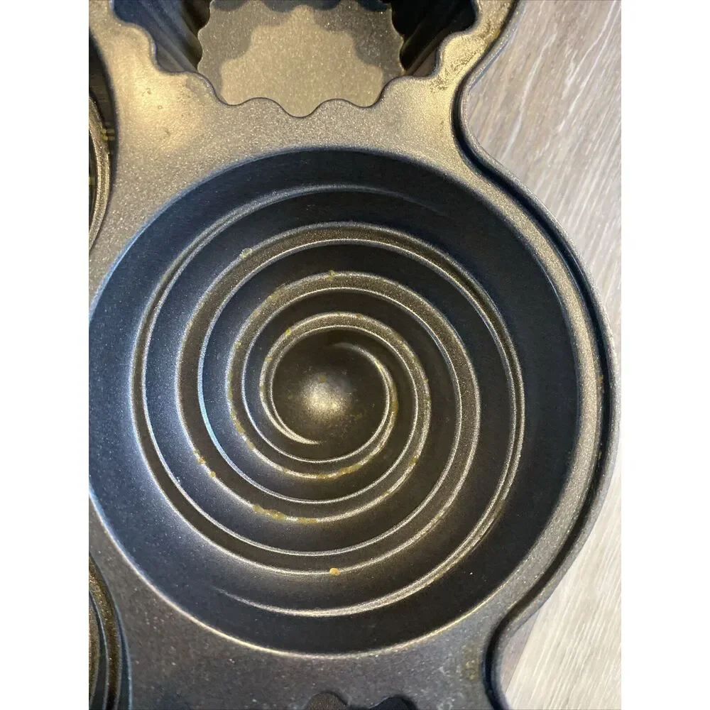 Wilton 3D CupCake mini giant Muffin Pan Heady Duty Baking Molds High Quality Cak