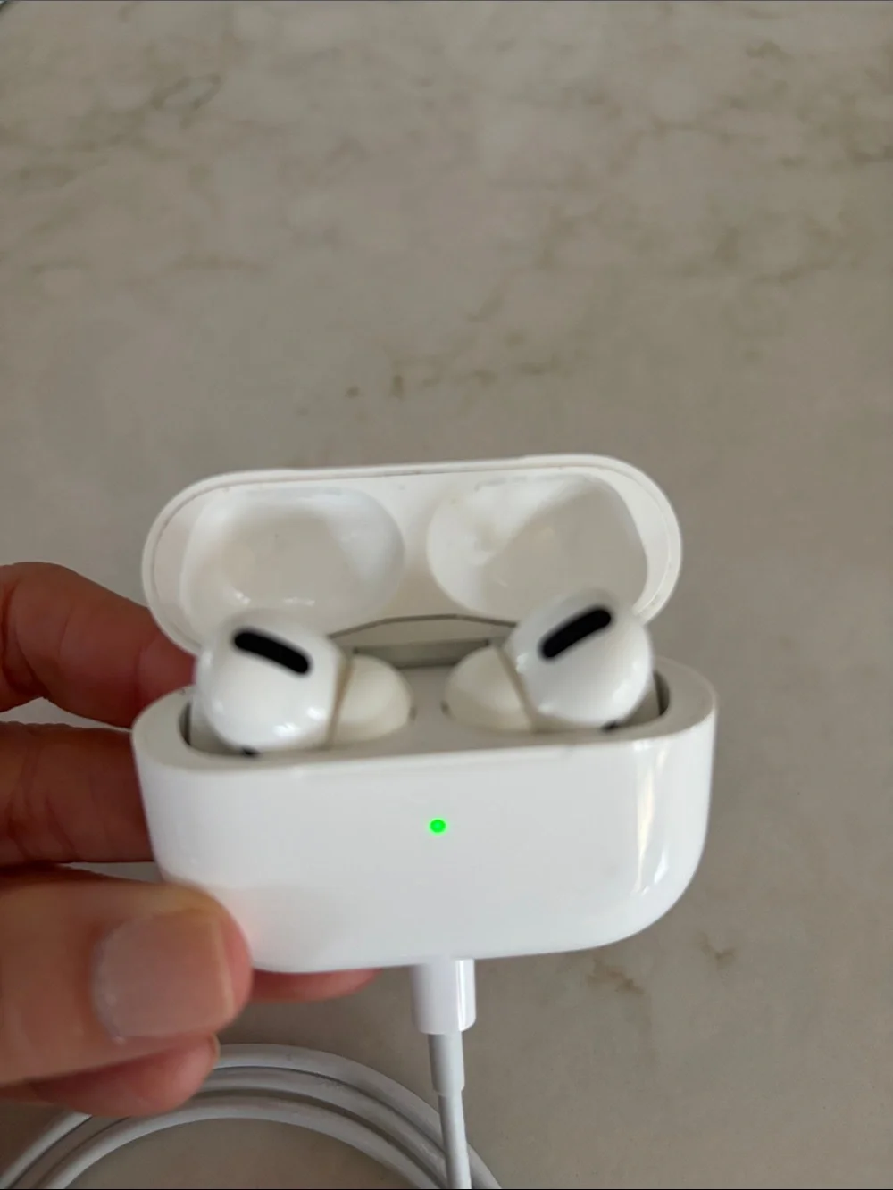 Apple airpods pro