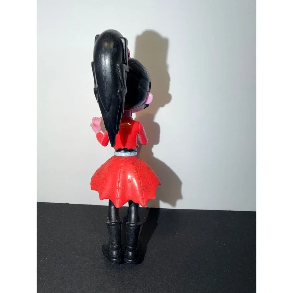 Disney‎ Store Junior's Vampirina Franken Stacy The Scream Girls Figure toy 4.5