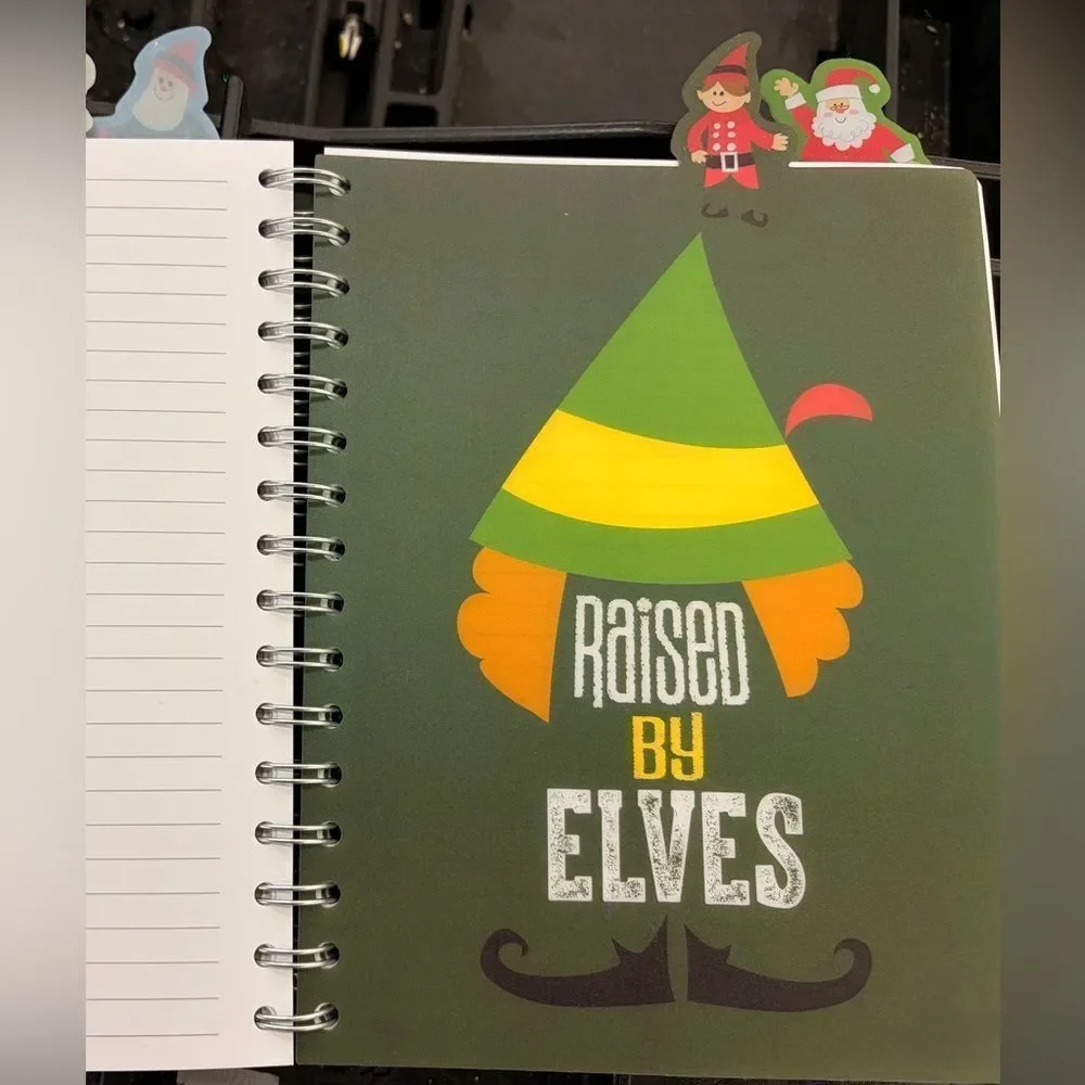 Warner Brothers Elf spiral and pen gift set in gift box