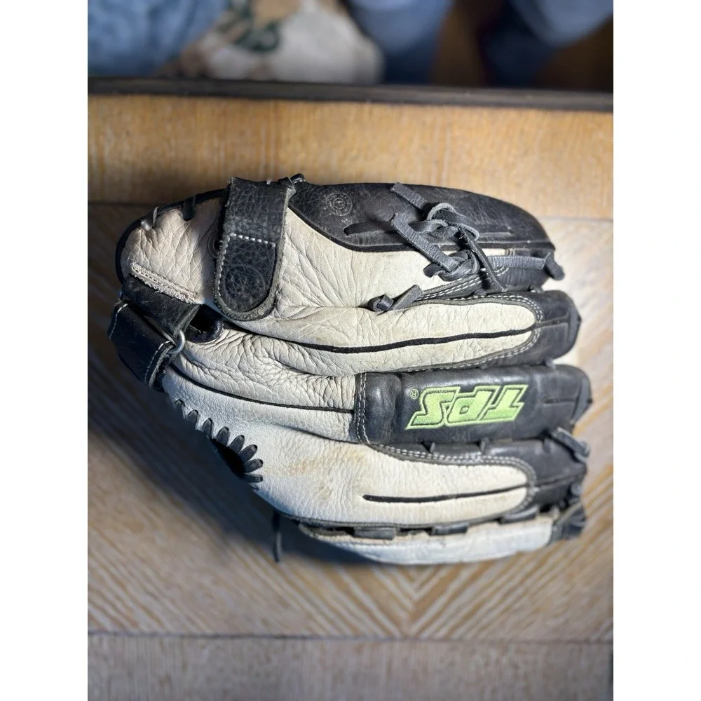 Rawlings Zephyr T-Ball Baseball Glove 11.25