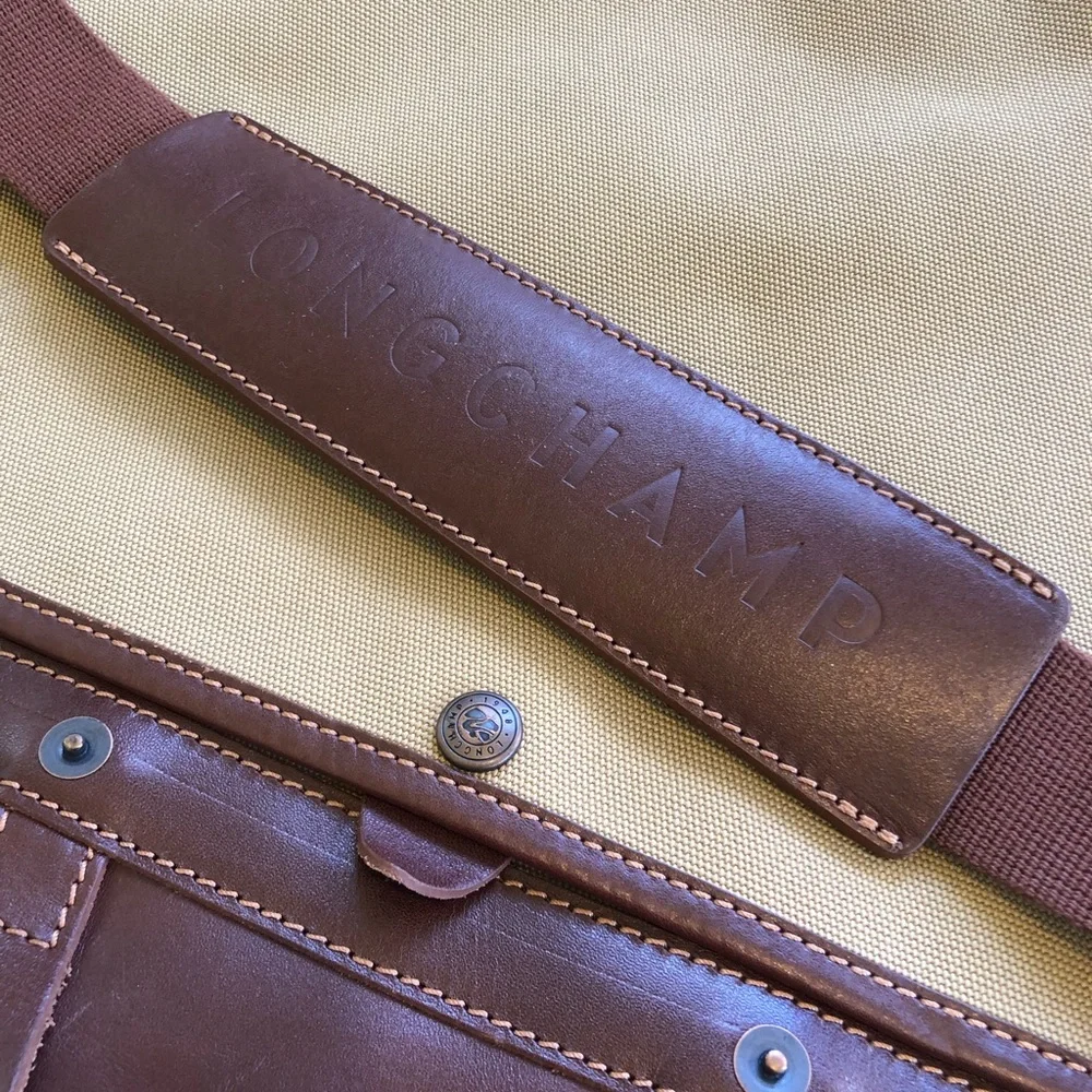 Longchamp briefcase beige