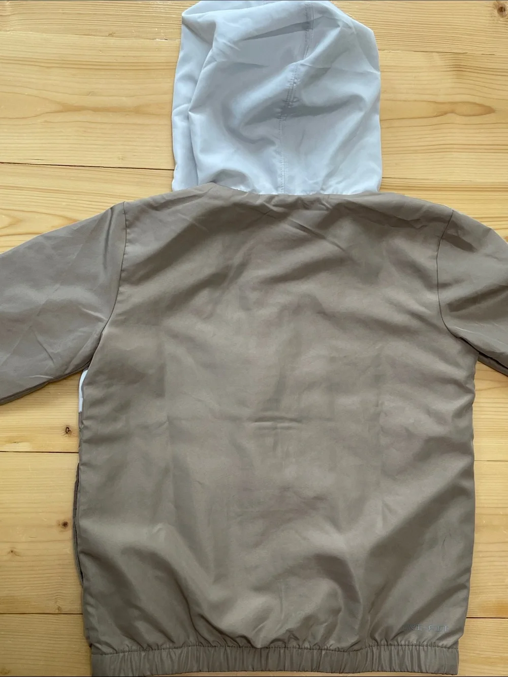 Nike Kids Windrunner Zip Hooded Windbreaker Jacket Colorblock Khaki Gray 4-5 YRS